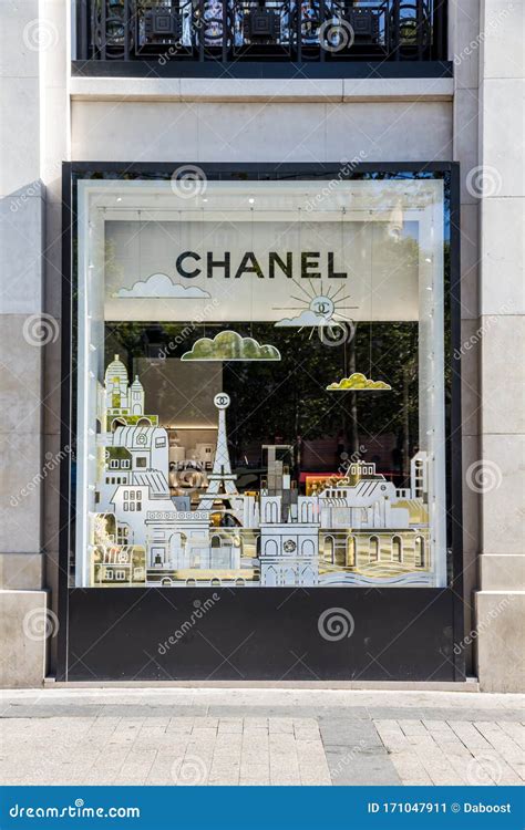 champs elysees shops chanel|luxury shops in the champs.